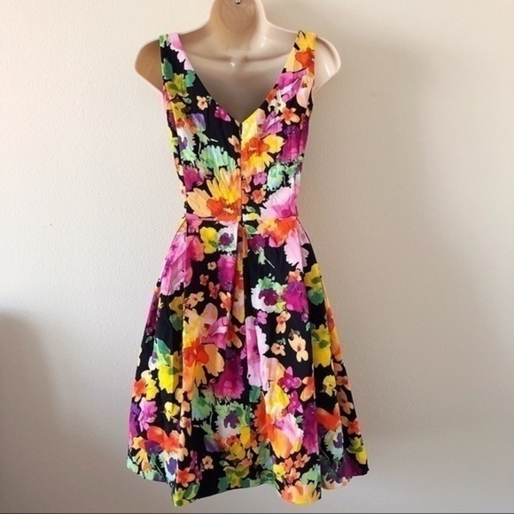 The Limited Floral Dress - Picture 7 of 7